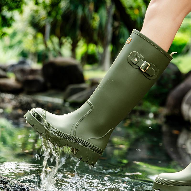 Stivali da Pioggia Impermeabili Antiscivolo Alti da Donna con Fibbie - Alla Moda, Versatili, Suola Spessa, Scarpe da Esterno Transfrontaliera per Adulti.