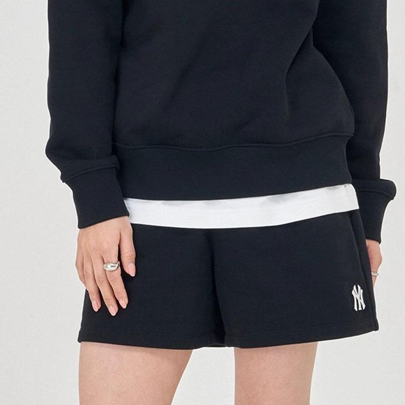 MLB New York Yankees Solid Color Lace-Up Loose Casual Shorts Women Shorts Black 3FSPB0143-50BKS