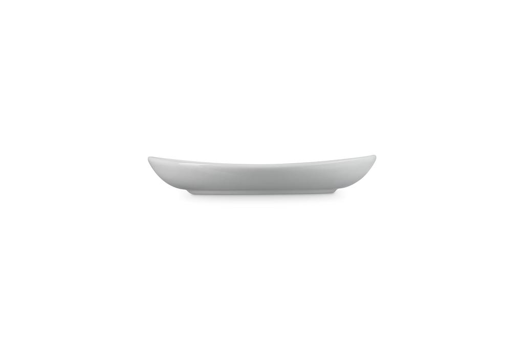 Le Creuset Flora Plate, 19 cm, White Lustre, Heat and Cold Resistant, Microwave and Oven Safe, Oven Dish, Bakeware [Official Japanese Product]