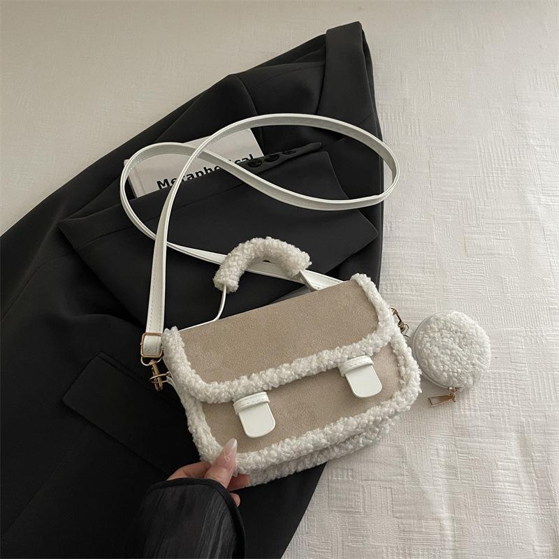 

Плюшевая наплечная портативная сумка-седло плюшевая сумка женская сумка осень и зима новая нишевая матовая сумочка ретро сумка-мессенджер белый