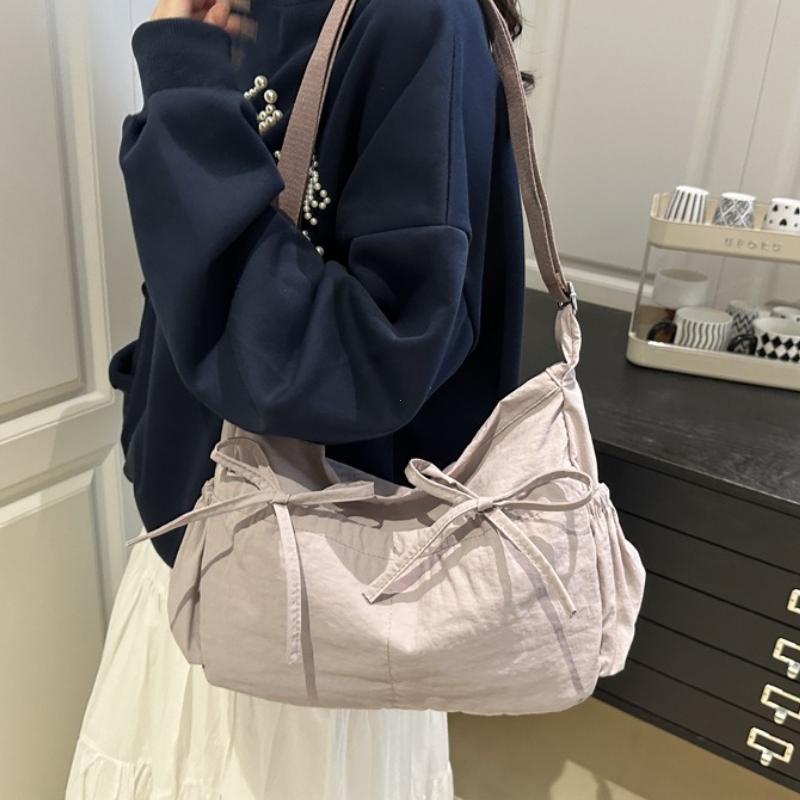 Fashion Commuter Pleated Shoulder Bag Casual Lightweight Tote Bag Korean Style Versatile Handbag