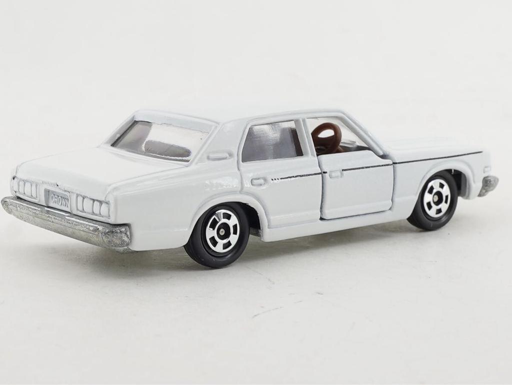 Brand Discontinued Tomica Toyota Crown 2600 Royal Saloon MS80 1975 Fee 230 Yen for Up To 20 Miniature Car Bundle New, (Shipping Units)