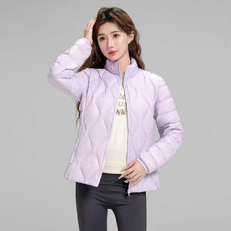 Women's Stand Collar Lightweight Puffer Jacket Diamond Quilted Long Sleeve Zip Up Short Winter Coat Solid Color Casual Outwear
