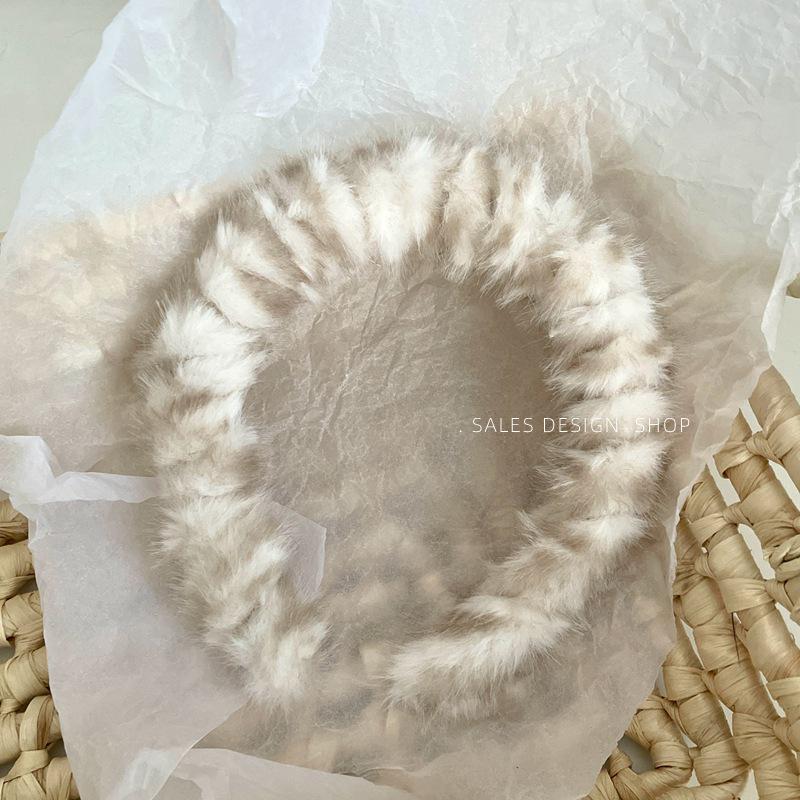 Korean Dongdaemun Plush Leopard Print Claw Clip: High-End Autumn/Winter Hair Accessory
