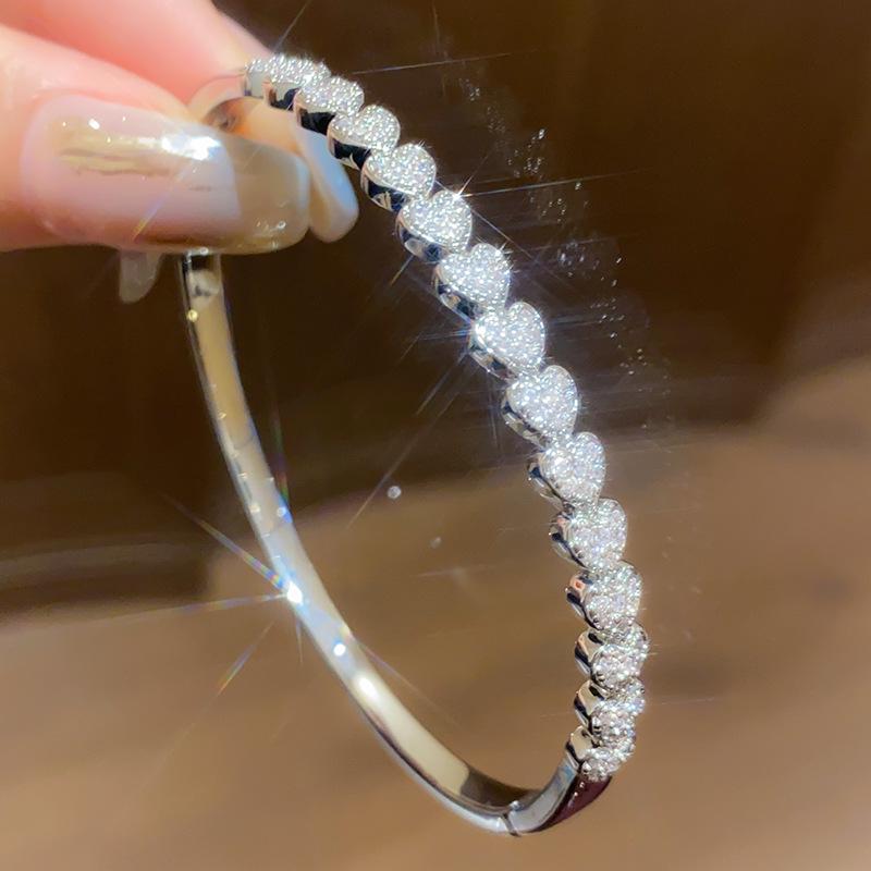 Позолоченный 18K золотом круглый браслет-бангл с цирконами - Элегантные европейские и американские стили, роскошные украшения для женщин