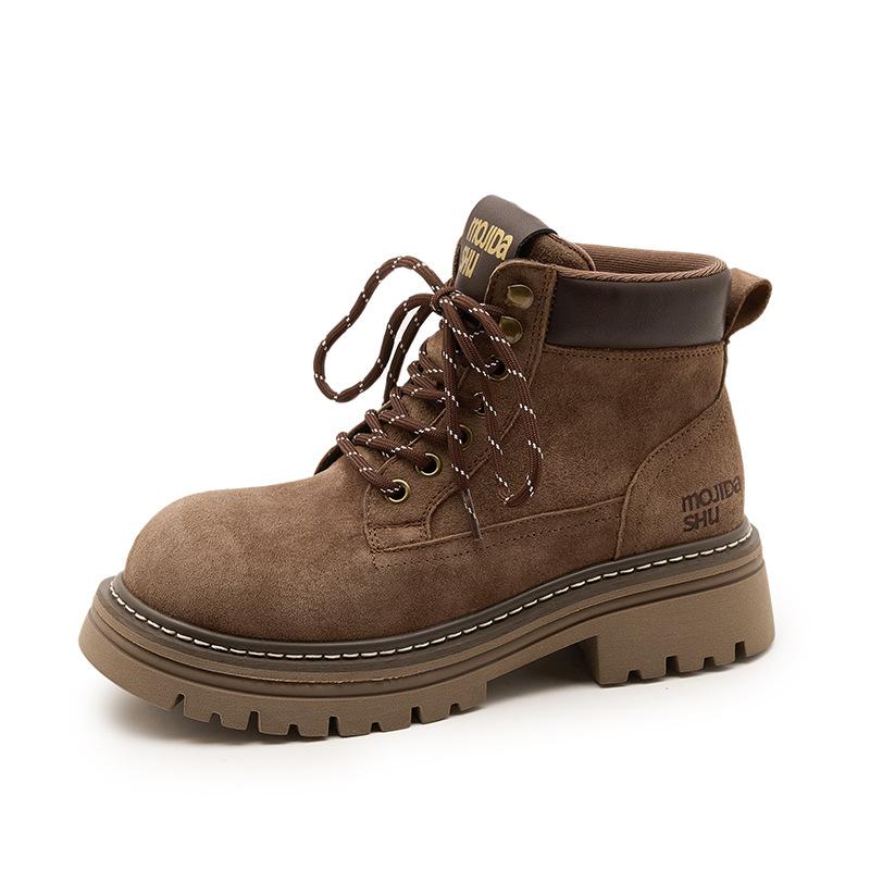 Outdoor rhubarb boots women's spring new thick-soled inner height-increasing Martin boots women's British style versatile and thin short boots