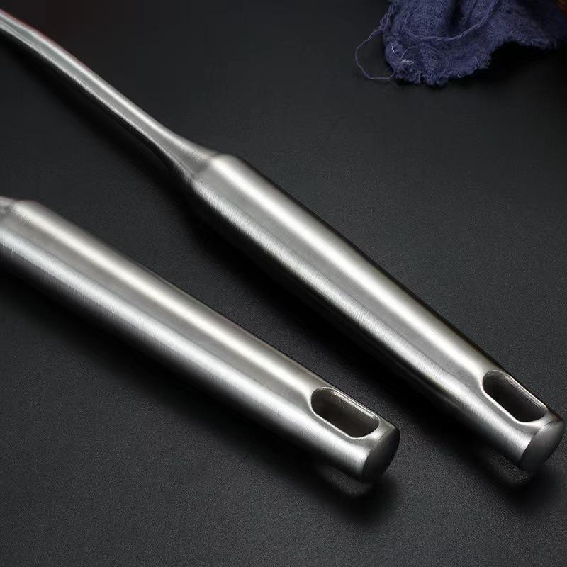 304 Stainless Steel Kitchen Utensil Set: Hollow Handle Spatula, Frying Pan Spatula, Flour Sieve, Soup Ladle, Hot Pot Ladle, Slotted Spoon.