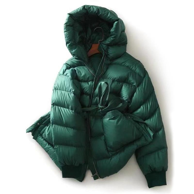 Cloud feeling, high-end white goose down, down jacket women's clothing short Pinghu winter women's hooded light goose down clothing