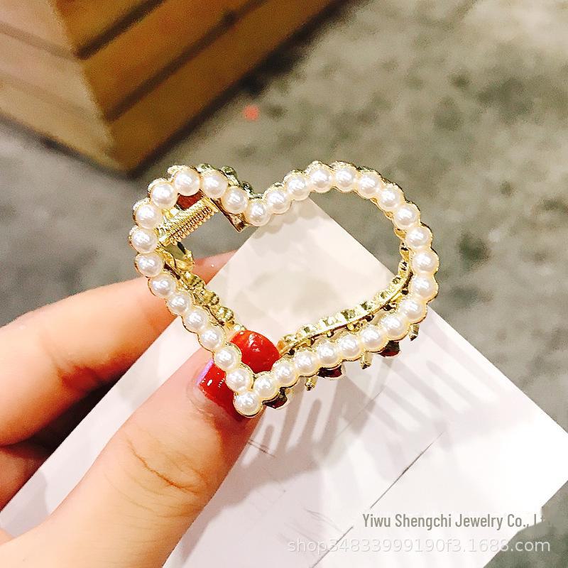 Korean Pearl Top Hairpin: Stylish Alloy Electroplated Clip for Women