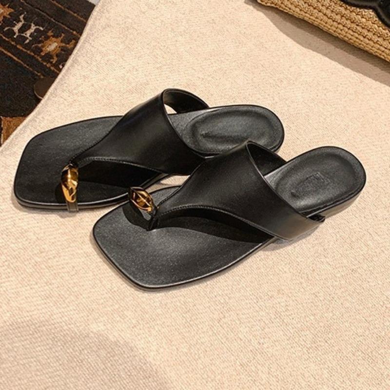 Small Gold Buckle~ Square Head Cover Toe Holiday Beach Flat Bottom Toe Flip-flops Women's Sandals Outside