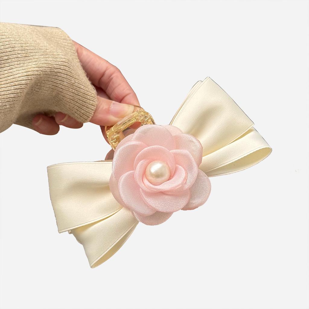 Elegant Korean Style Bow Hair Clip In Stylish Colors With Pearl Detail For Women