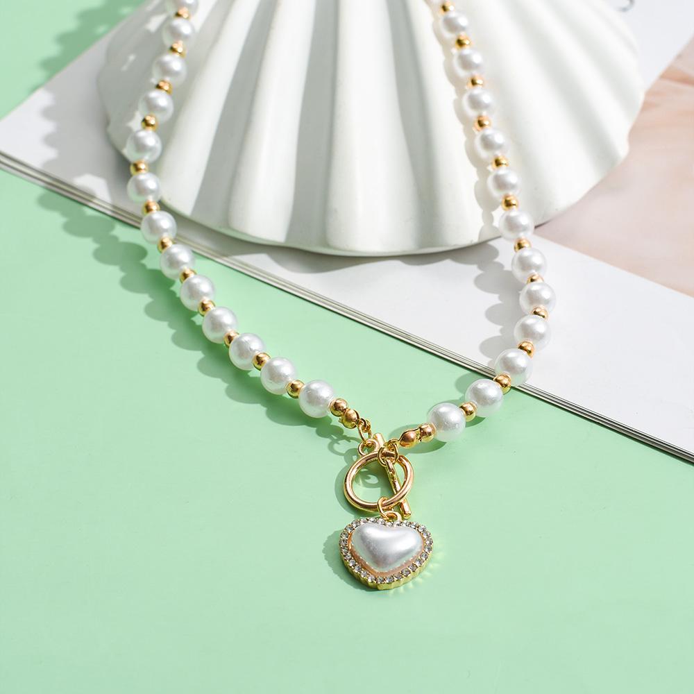 Cold Wind Ladies Love Necklace