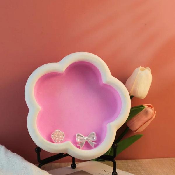 DIY Epoxy Resin Mold Flower Shape Storage Plate Silicone Mold Jewelry Holder Tray Mold DIY Craft Gift Home Desktop Decoration