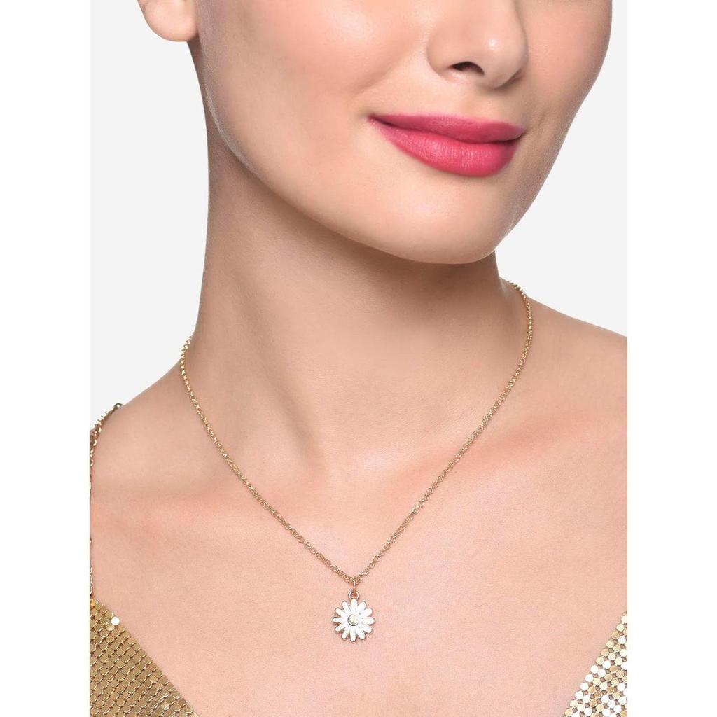 Biały emaliowany nowoczesny wisiorek z kwiatem i łańcuszkiem dla kobiet