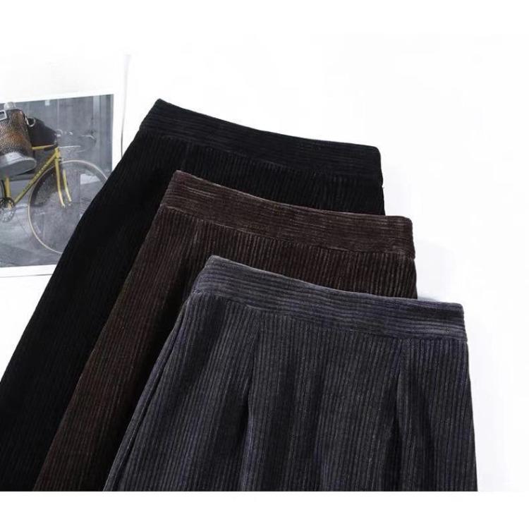 Stunning and Chic High-Waisted Velvet Skirt for Women, Autumn and Winter Straight-Style Skirt