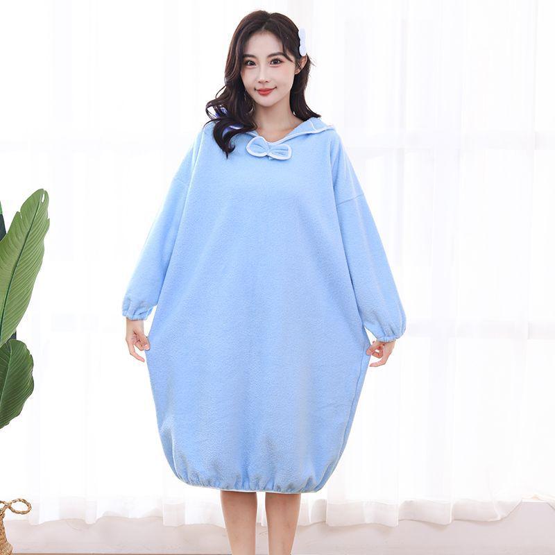 Dámský zimní nositelný župan s kapucí - princeznovský styl, s dlouhým rukávem, silná savá korálová fleecová koupelová sukně