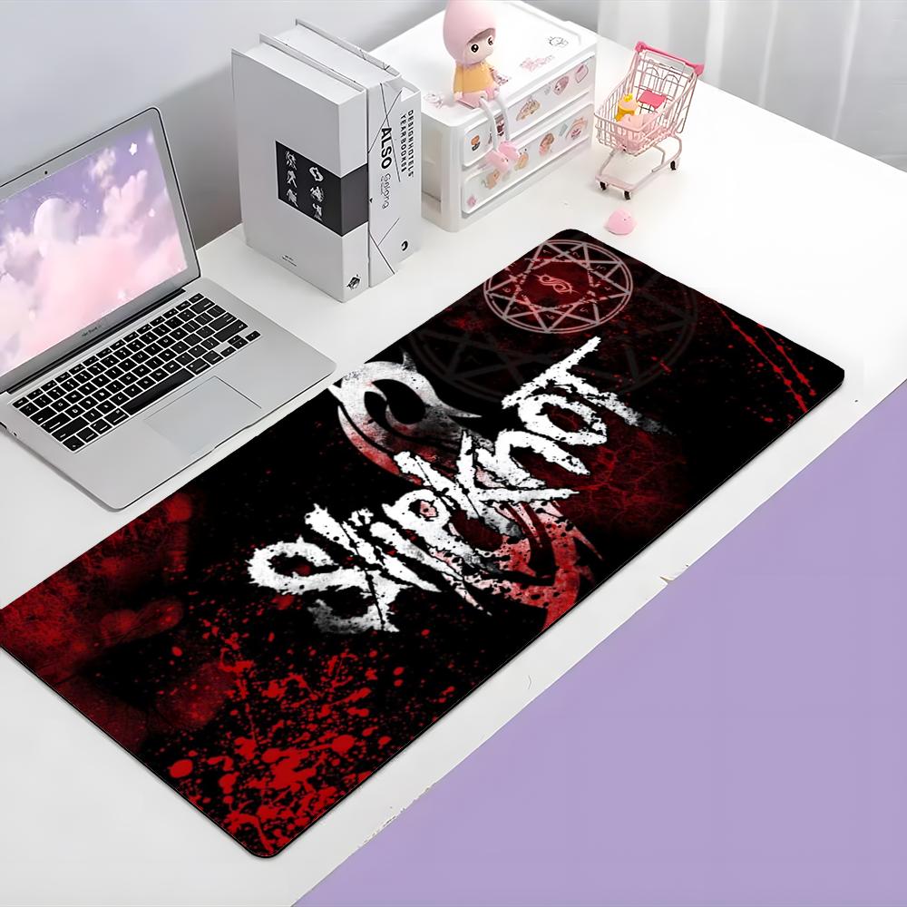 Leistungsstarke Dark Metal Band Sslipknot Mauspads Großes Gaming-Mauspad Mit Dick Genähtem Rand Rutschfeste Schreibtischmatte