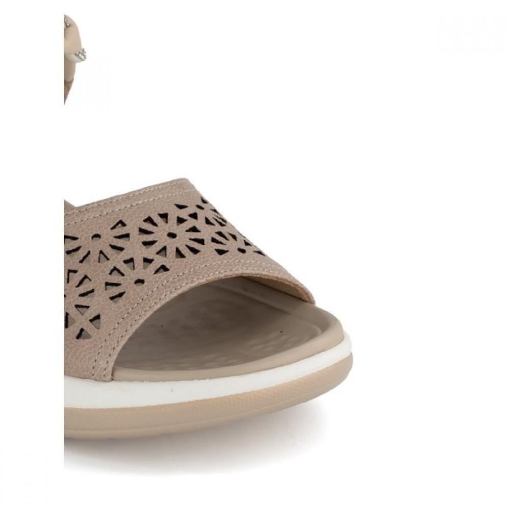 Vainer Women Comfort Sandals Beige