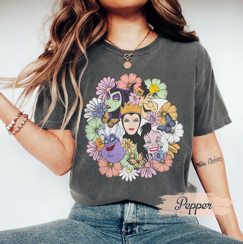 Villains Shirt Womens Tops Tees Short Sleeve Black Tshirt Clothes for Women Y2k Streetwear Summer Blouses Women