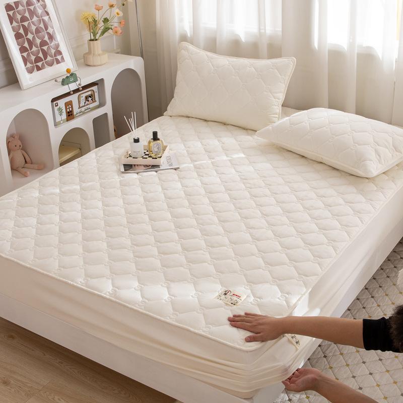 Maternal and Infant Grade Raw Cotton Padded Bed Sheet, Soybean Fiber Embroidered Mattress, and Mattress Cover with Simmons
