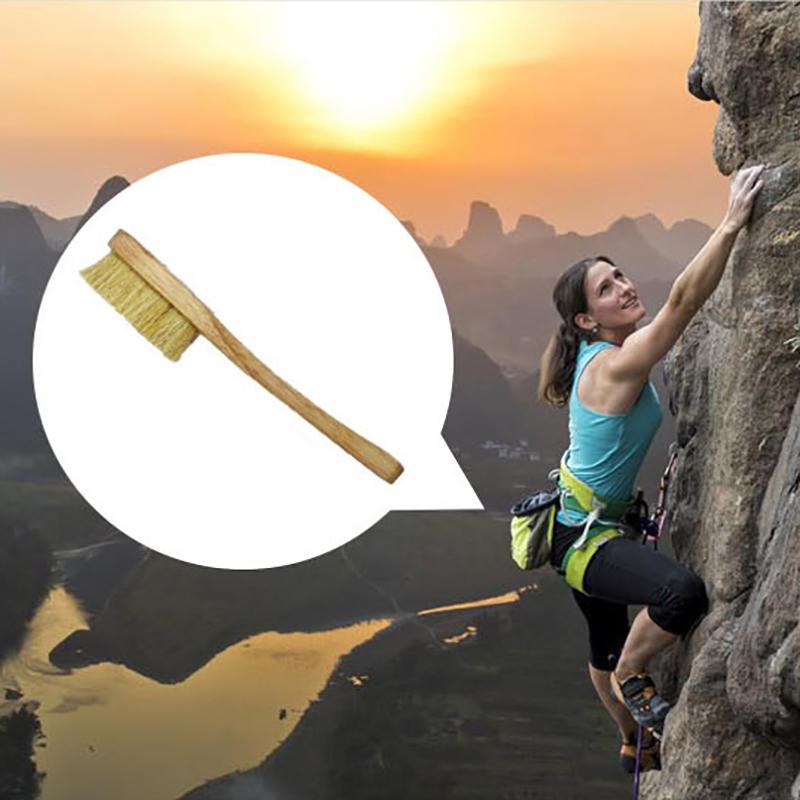 Wooden Rock Climbing Brush Thick Boar Bristles Easy Use Portable Climbing Scrubber Bouldering Brush Chalk Cleaning Tool