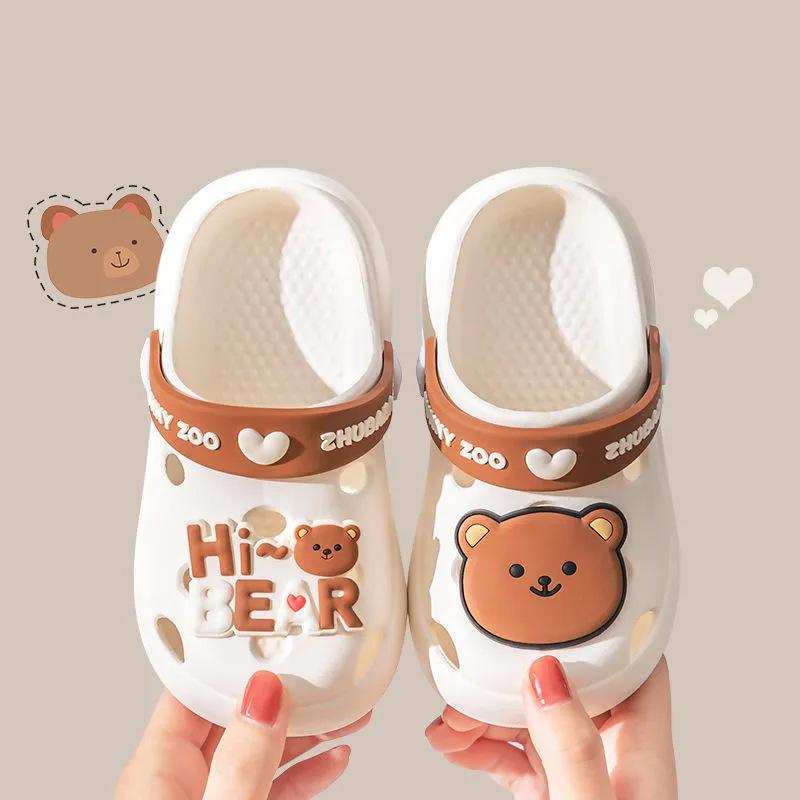 Léto Nové Dětské studené pantofle Vnitřní protiskluzové a měkké dno Pohodlné Roztomilé dětské dírkové boty, domácí pantofle pro chlapce a dívky