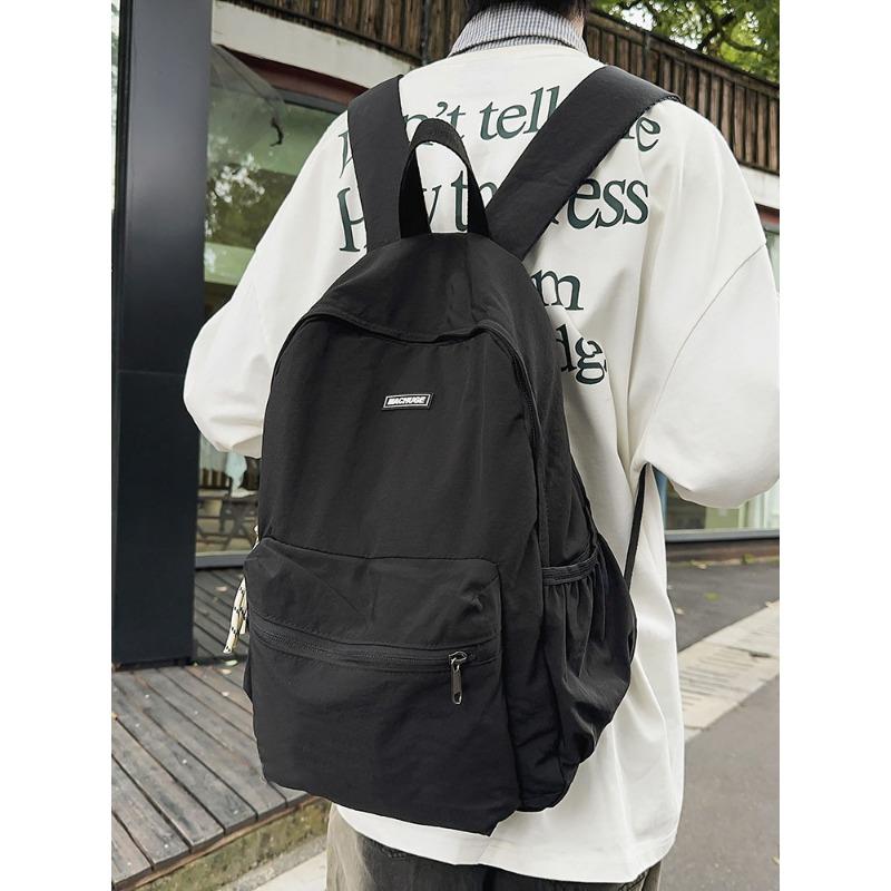 Casual and lightweight folding backpack New mountaineering hiking backpack College style school bag