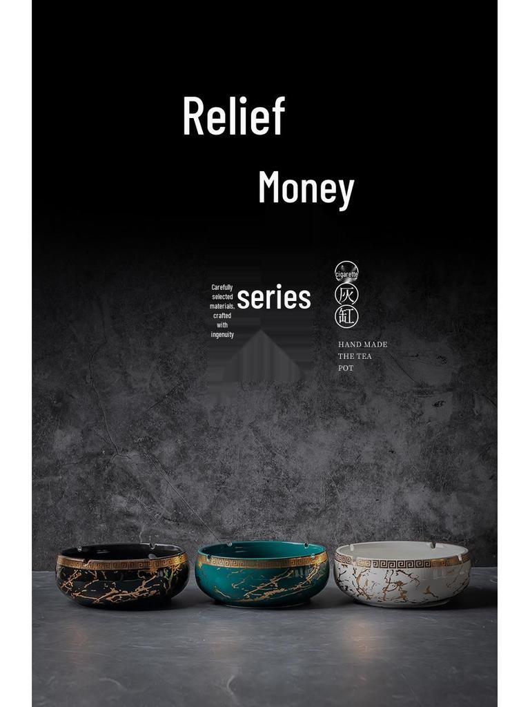 Luxury Gold-Plated Ceramic Ashtray for Home or Office