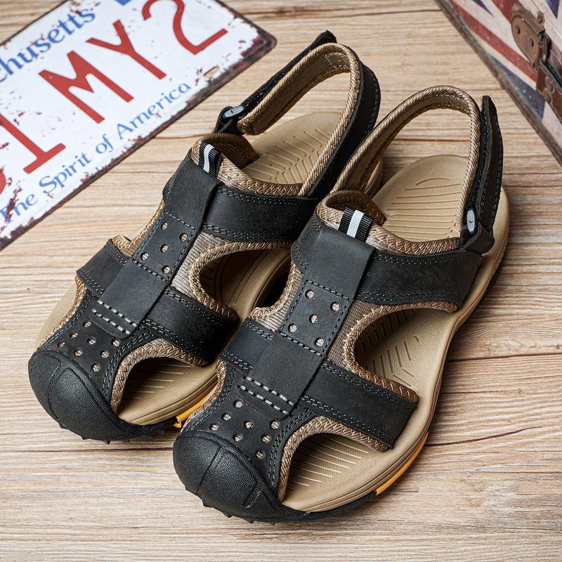 Large Size Men's First Layer of Cowhide Handmade Bag Head Anti-collision Outer Wear Beach Sandals Can Be
