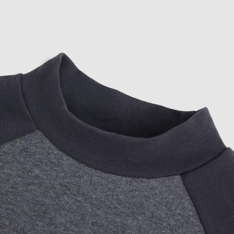 Gap Boys' Casual Colorblock Graphic Long-Sleeve T-Shirt