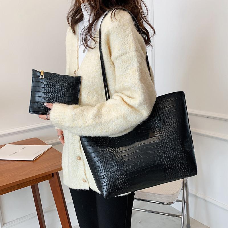 Crocodile pattern underarm bag women's  niche foreign style versatile tote bag texture large capacity handbag women