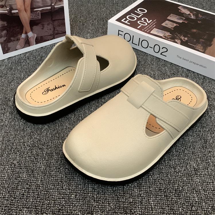 Women's Spring/Summer Lightweight Flat Hole Slippers: Simple, Comfortable, Casual Outdoor Style
