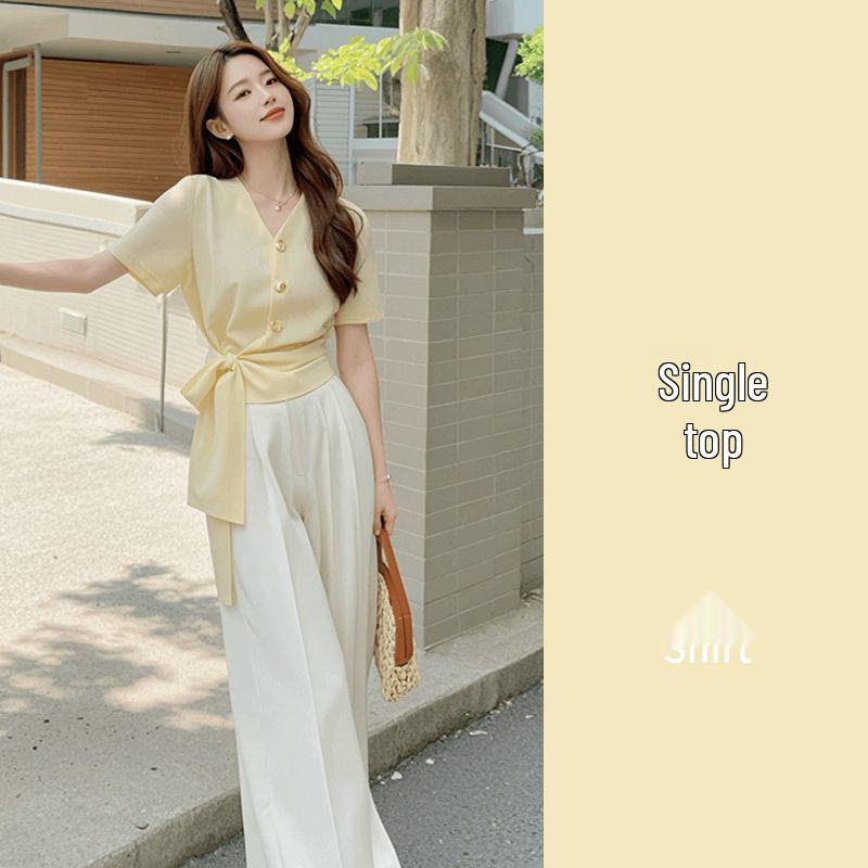 

Chic Two-Piece Set: Elegant Goddess Vibe with a Cinched Waist Top & Straight-Leg Pants for a Mature Yù Jiě Style - Perfect for Summer. S