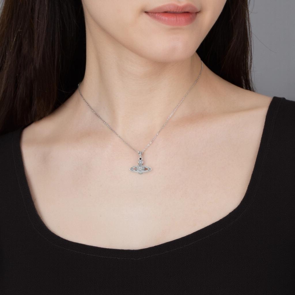 Vivienne Westwood Relief Pendant Brass Necklace Women necklace Silver 6302008602P116P116