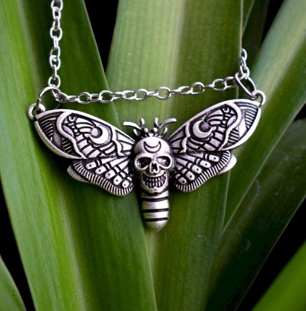 Halloween Dead Head Skull Pendant Women Moth Necklace for Christmas Gift