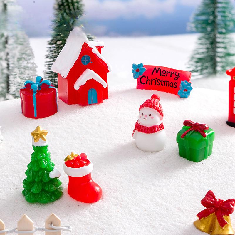 Santa Snowman Ornament Accessories Micro Landscape Christmas Gift Snowmobile Elk Resin Ornaments