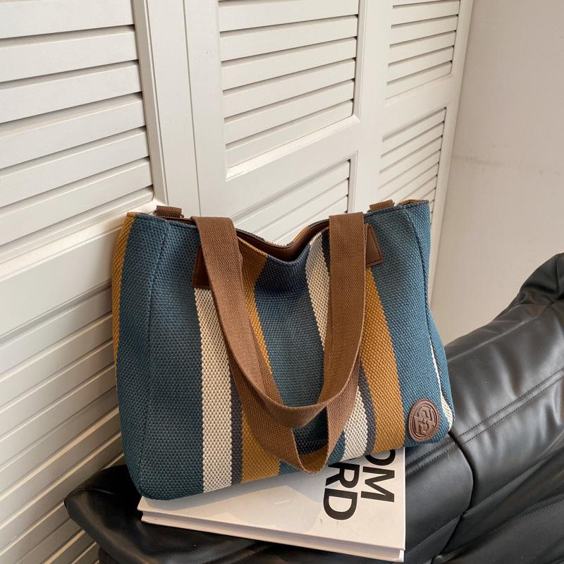 Pendler-Tasche Damen-Großraumtasche Neue lässige College-Studenten-Klassentasche Canvas-Umhängetasche