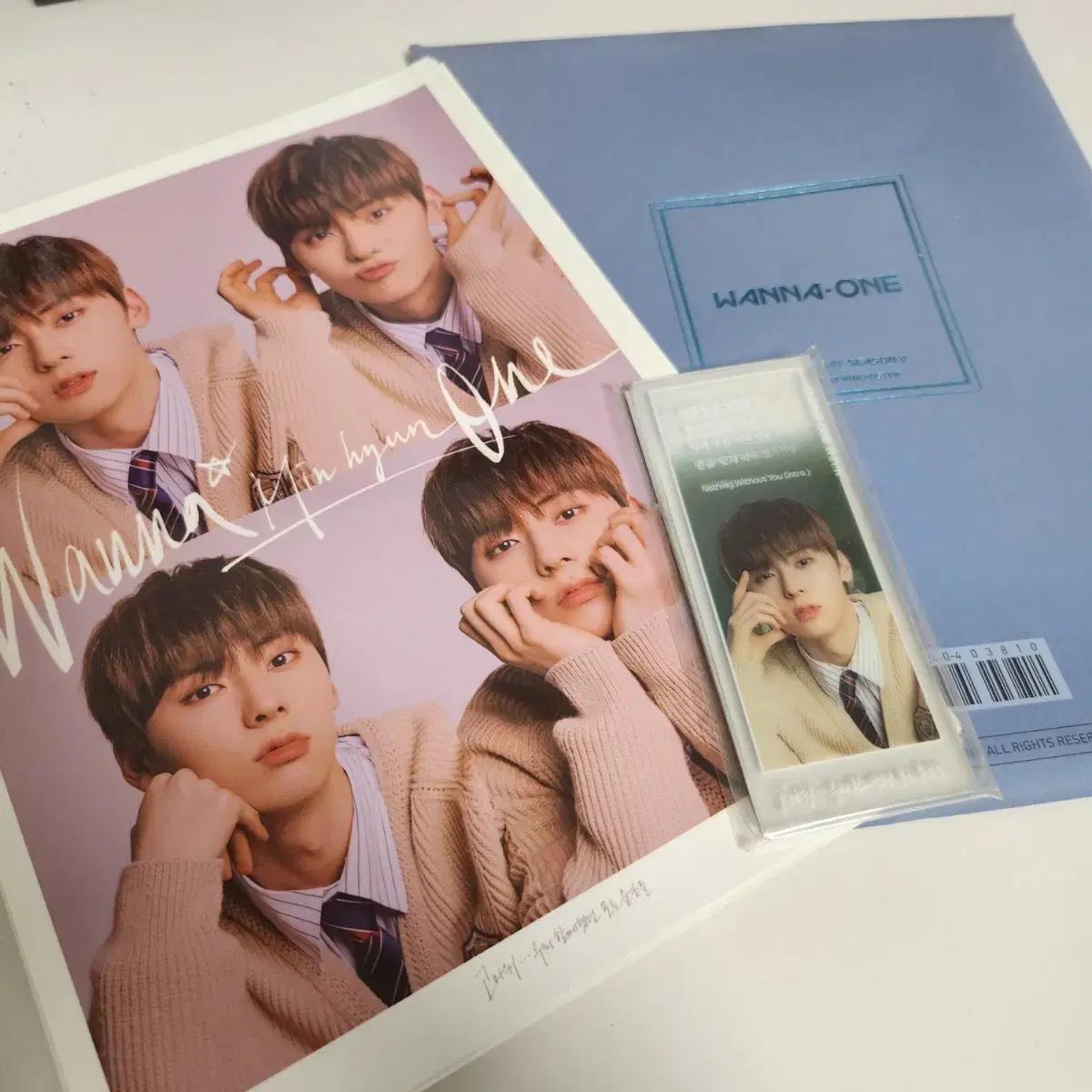 

Wannaone Photo Essay Vol.1 And 2+bonus Set