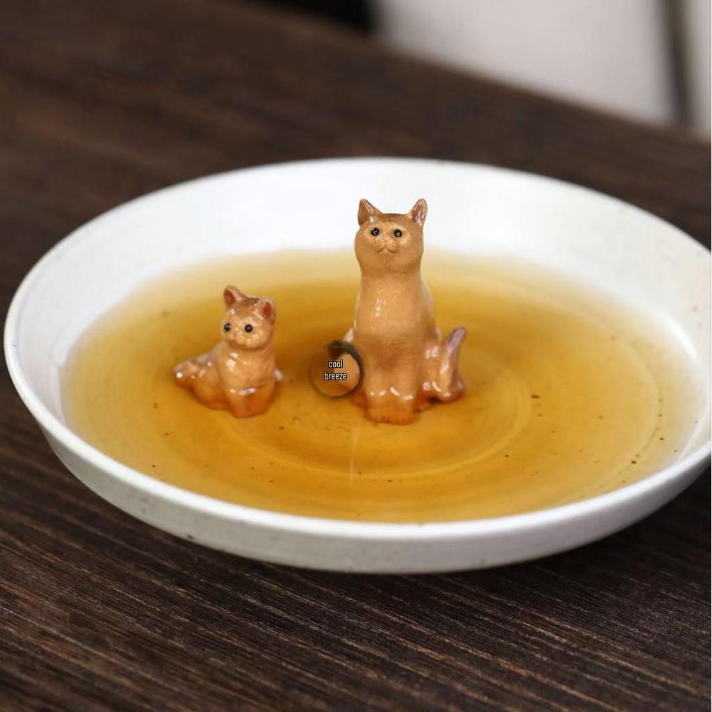 Yixing Zisha Mini Orange Cat Tea Pet – Exquisite Lucky Cat Tea Ornament