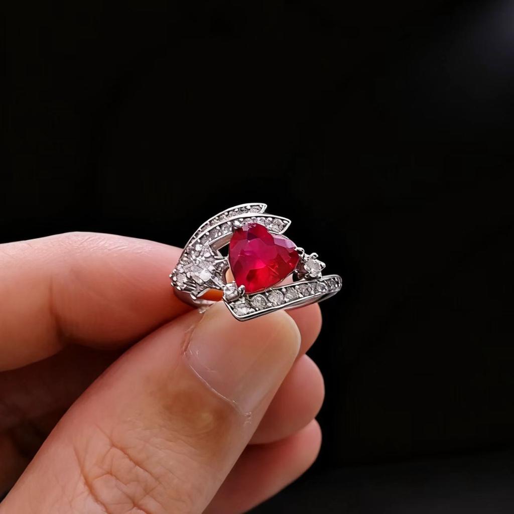Fashion Jewelry Emerald Love Heart Ring, Fashion Niche Heart 8 * 8mm Ring