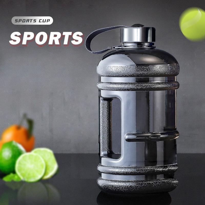 1Pcs Durable Gallon Bottle Water Bottle 2L Large Capacity Training Sports Drink Cup Portable With Handle Gym Shaker Bottle