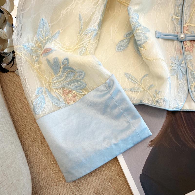 Silk Embroidered Retro Plus Size Long Sleeve Jacket - Flaw Concealer & Age Reducer