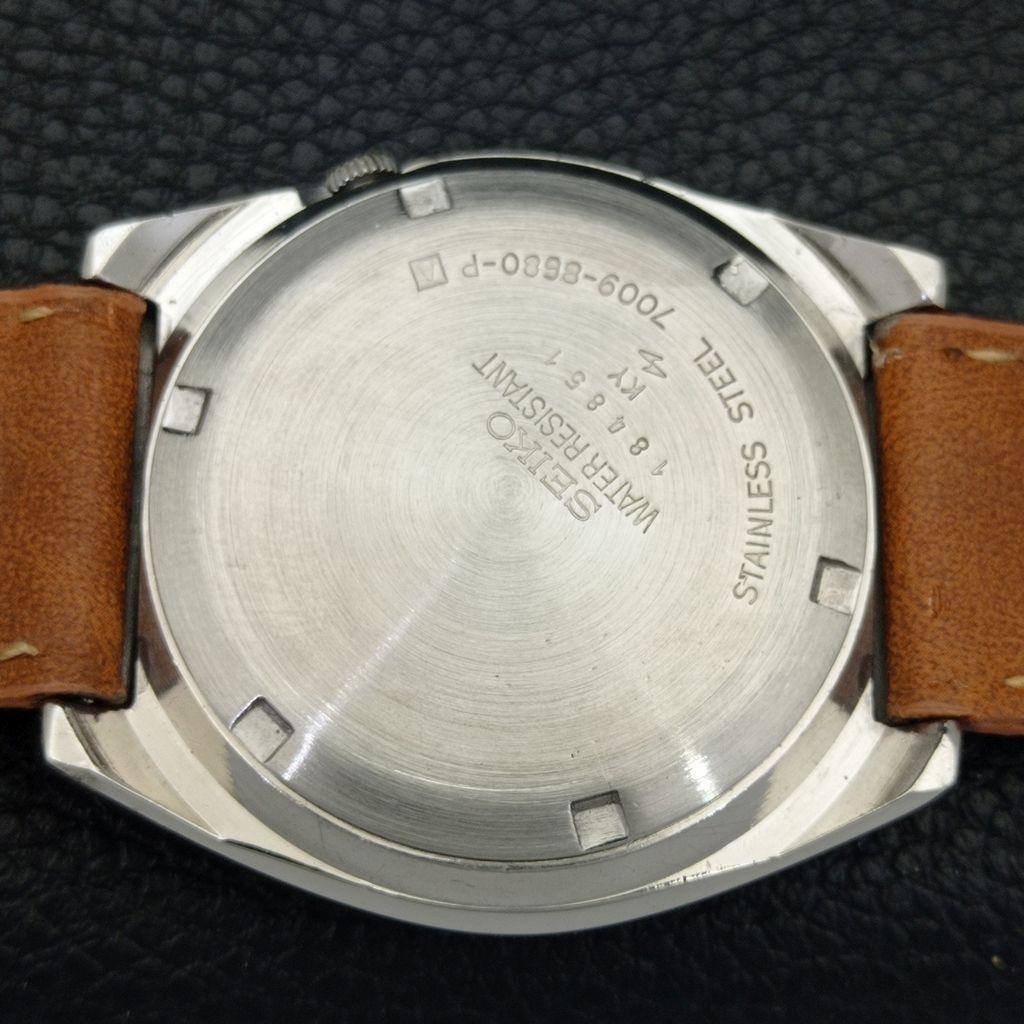 VINTAGE SEIKO 5 AUTOMATIC JAPAN MENS ORIGINAL DIAL WATCH a702371-5