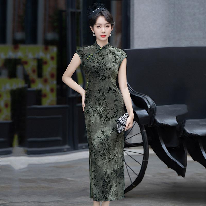 Republic of China style old Shanghai Chinese long cheongsam improved young 1011 new women's retro slim waist summer
