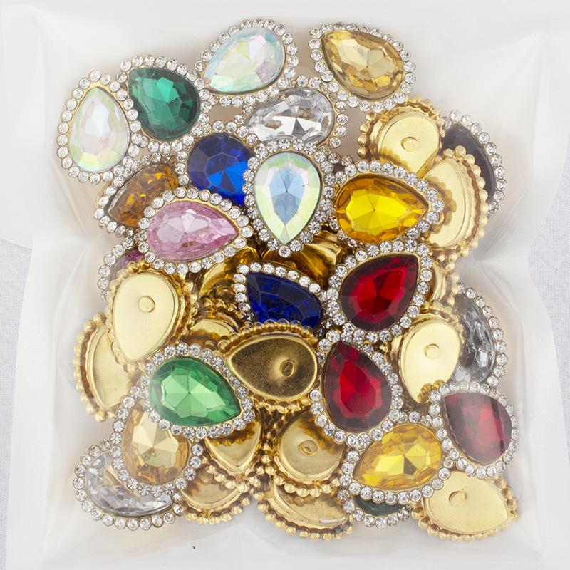 

Подсолнух каплевидный акриловый бант и сердце сшитые вручную алмазные аксессуары для волос и одежды 13x18mm Acrylic (20 pcs/pack)