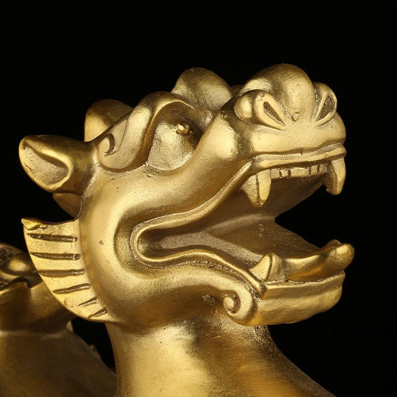 Pair Of Copper With Horns, Wealth Flying , Standing Pixiu, Overlord Copperware Ornaments Wholesale