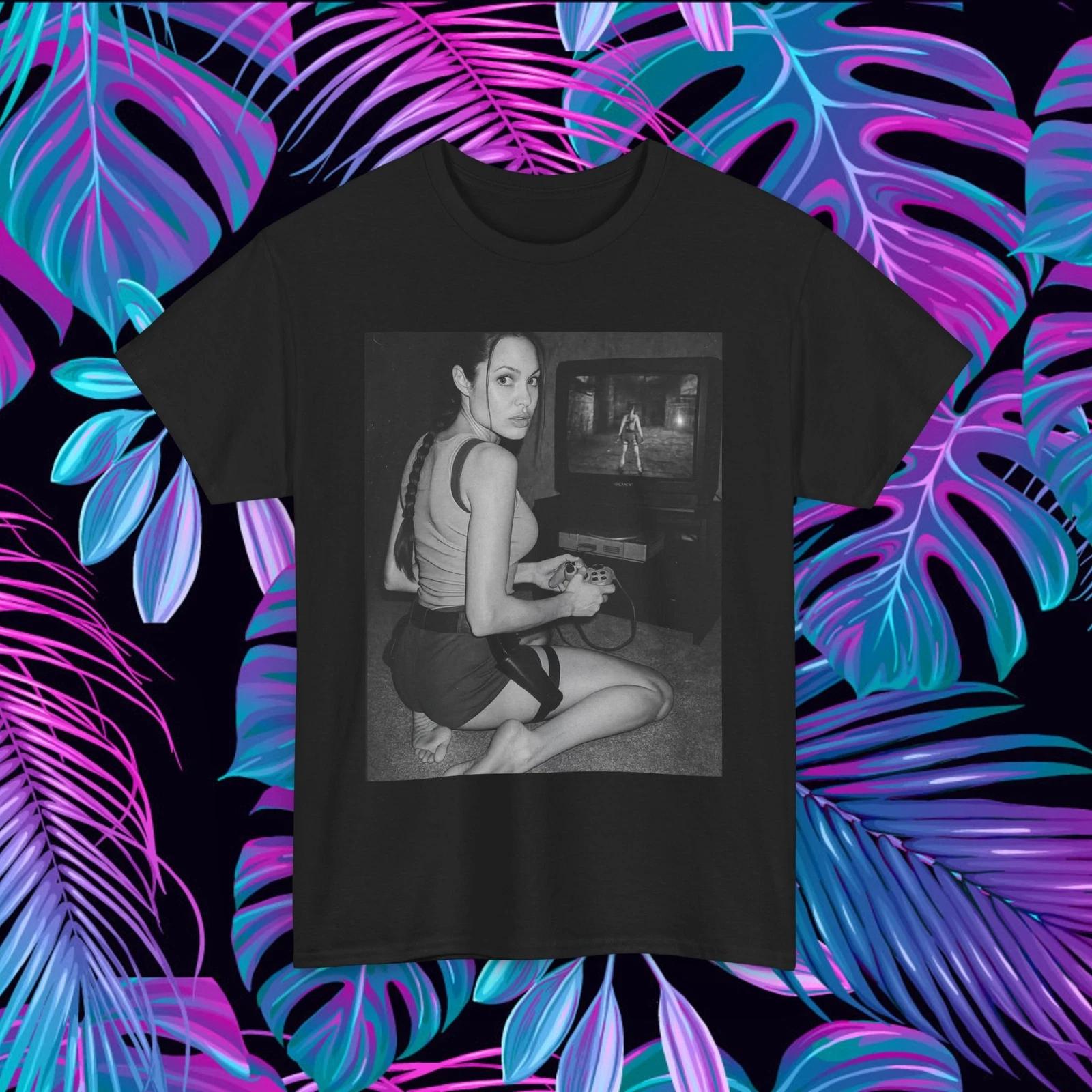 Tomb raider, Lara Croft Shirt, Retro Video Game Top, Unisex Gamer T-Shirt, PS1 M