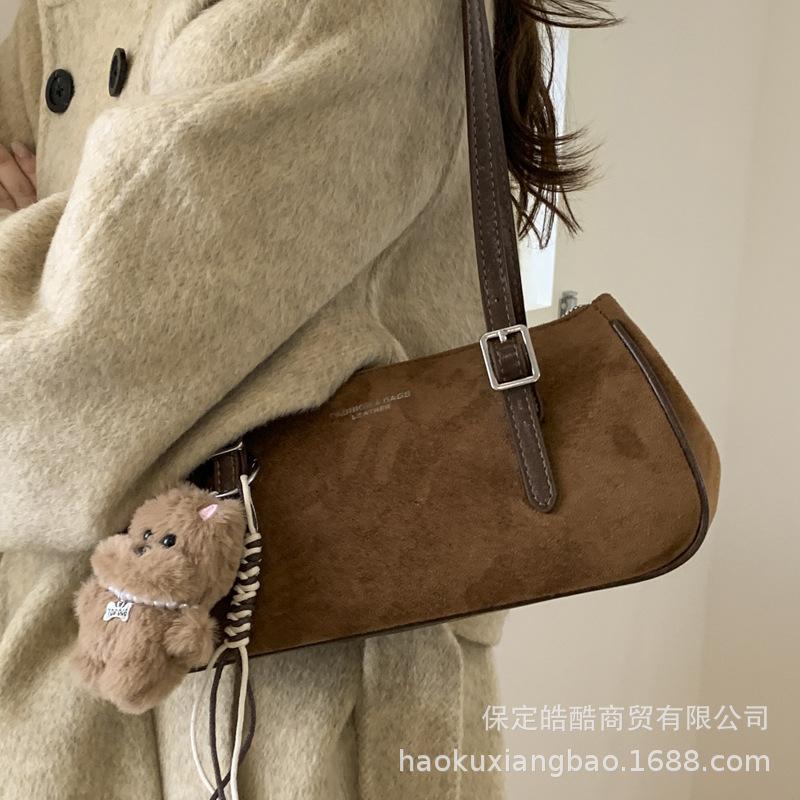 Suede bag women's 2025 new trendy fashion versatile shoulder messenger bag premium sense Maillard armpit bag