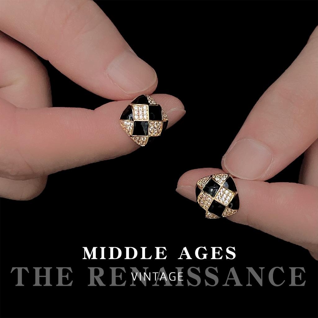 Black and white checkerboard zircon drip earrings retro Hong Kong style earrings earrings