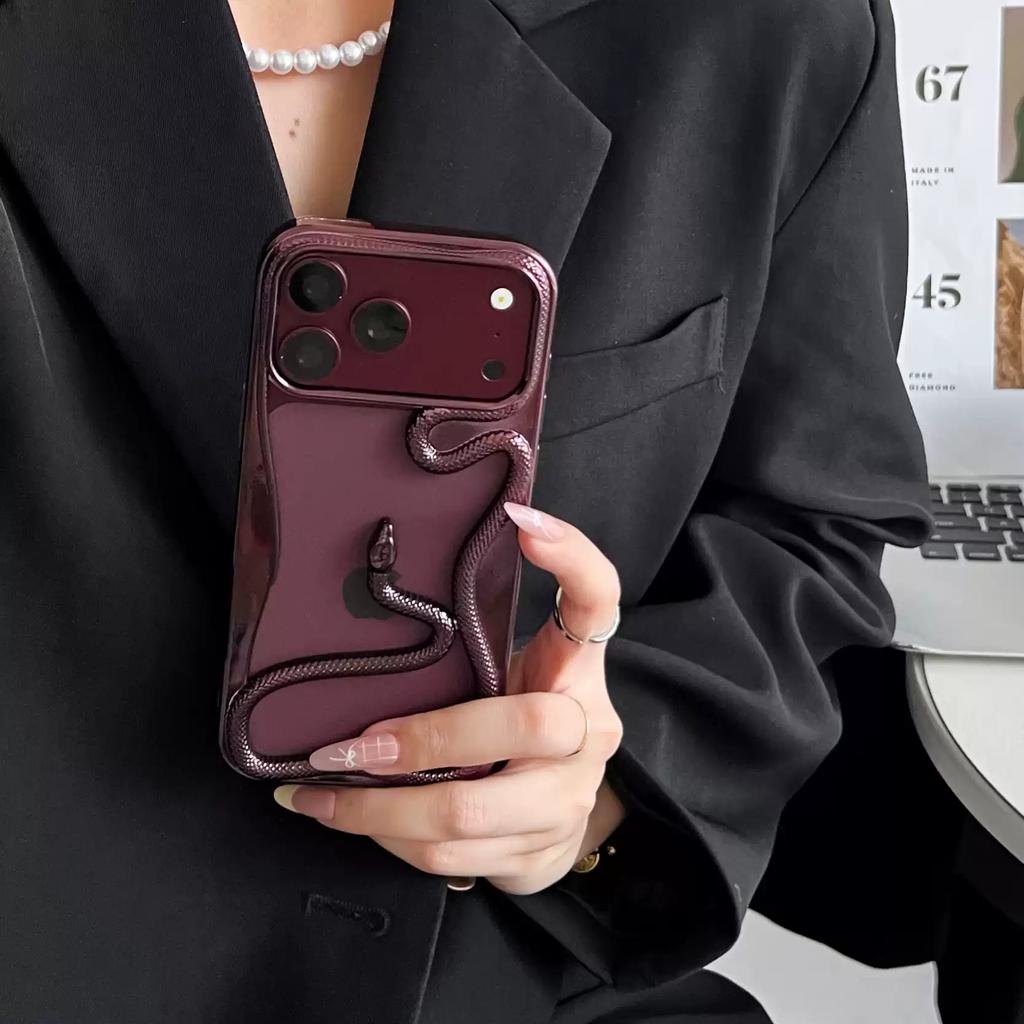 Unique 3D Snake Hollowed Phone Case For iPhone 18 17 16 15 14 13 12 Pro Max Luxury Matte Heat Dissipating Shockproof Soft Cover
